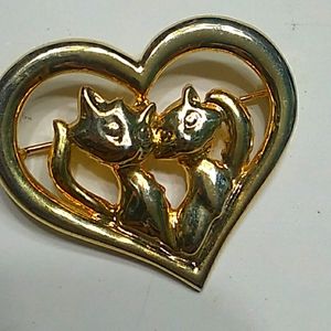 Cats in heart  pin brooch heart rhinestone's crescent moon